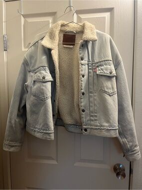 Levi's Sherpa Trucker Jacket
